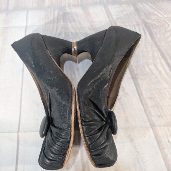 Tracey Neuls TN 29 Women's EUR 40.5 Black Leather Front Knot Cone Pump Heel - Picture 6 of 8